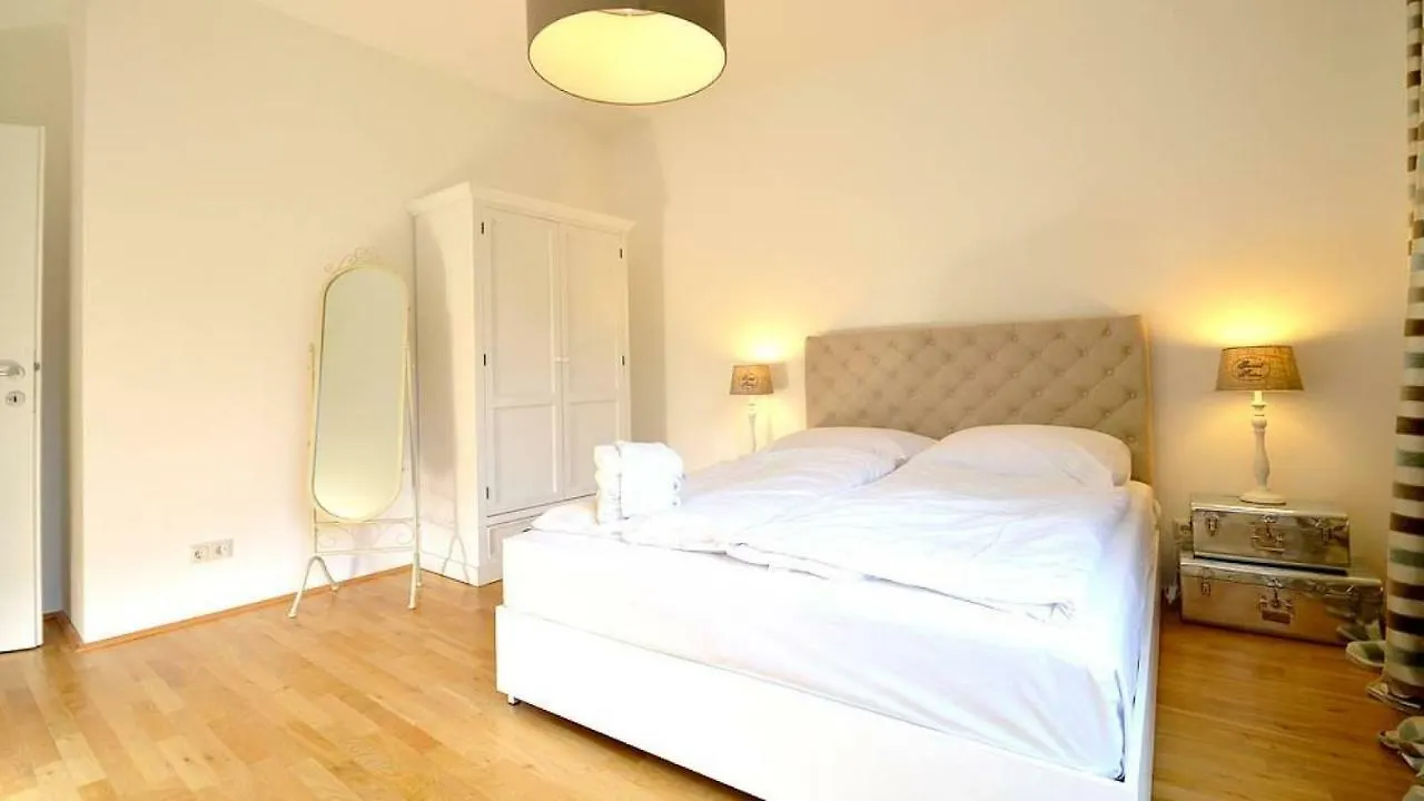 Vienna Residence, Naschmarkt - Karlsplatz Aparthotel