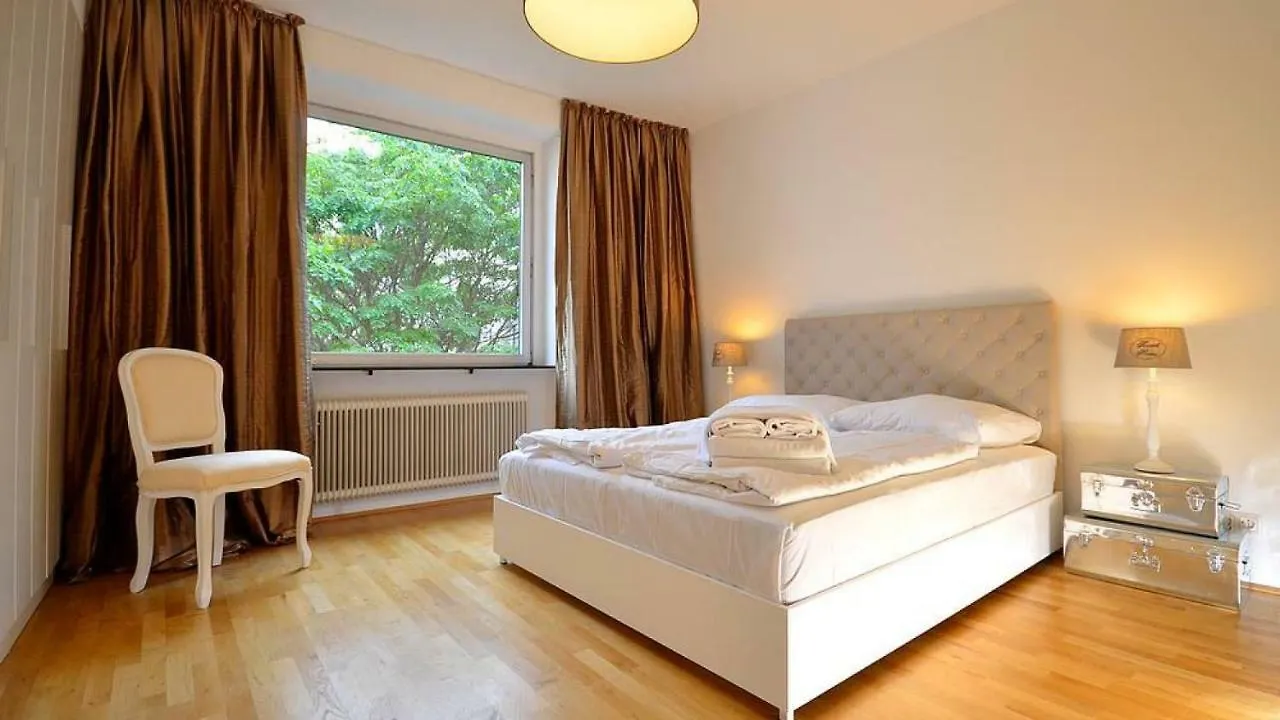 Vienna Residence, Naschmarkt - Karlsplatz 0*,