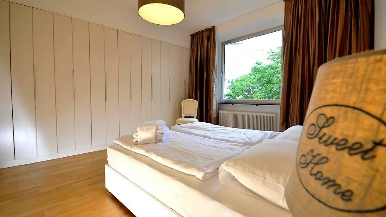 Vienna Residence, Naschmarkt - Karlsplatz 0*,  Austria